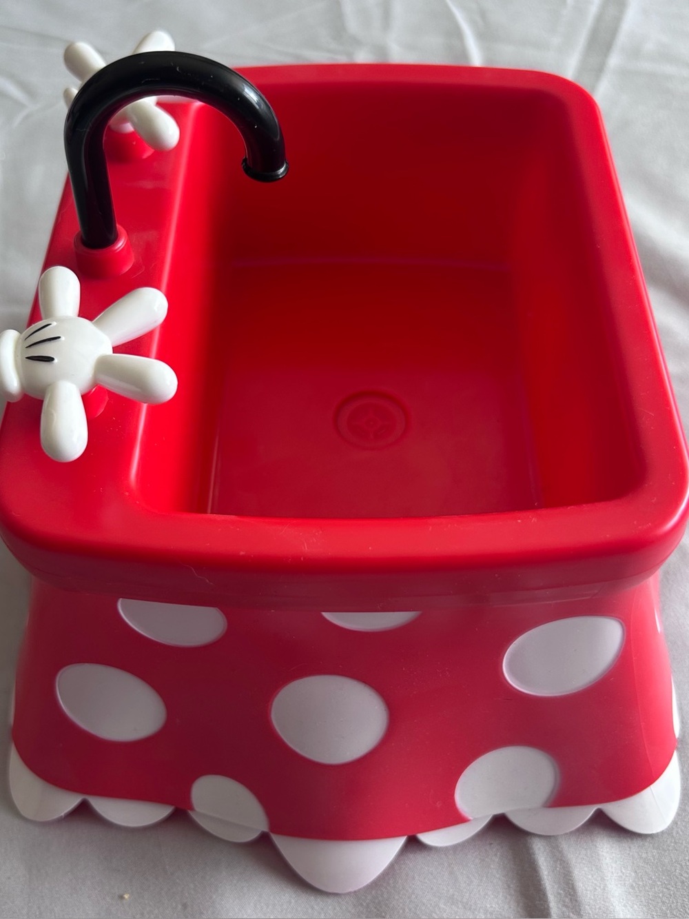 Minnie Mouse Kitchen Sink - Picture 2 of 2